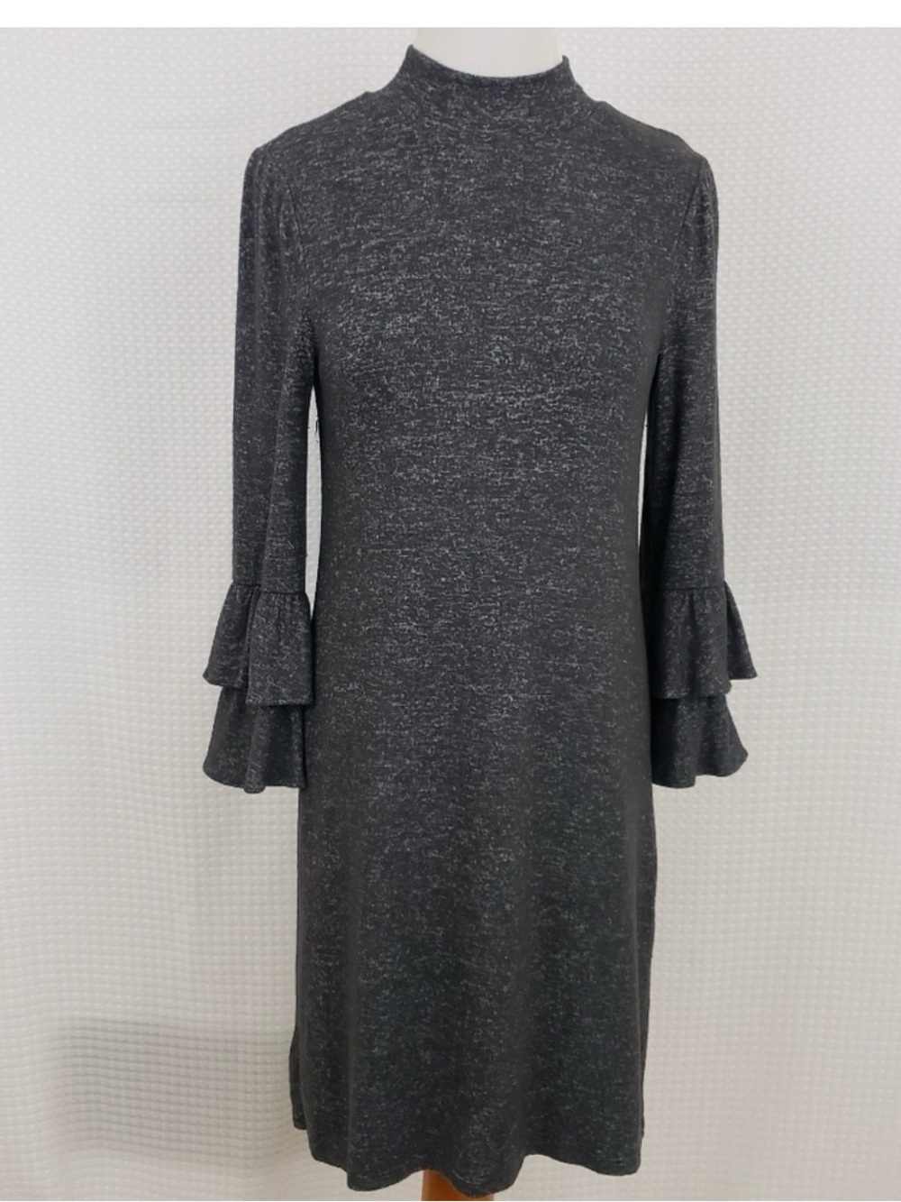 White House Black Market Dress Dark Gray Slimming Dress size SP Career Wear